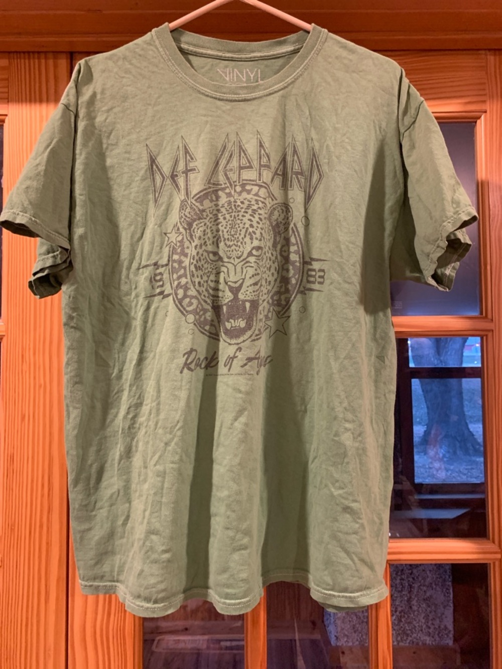 Vinyl Icons Def Leppard Leopard Graphic Print Army Green Band Tee Short Sleeve L